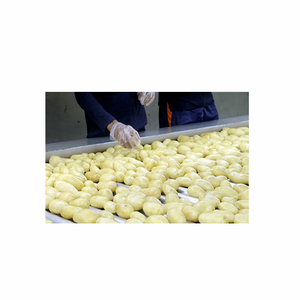 Новый урожай, оптовая продажа, гладкий желтый цвет, удлиненная форма, картофель Сантана, готовый к экспорту овощей