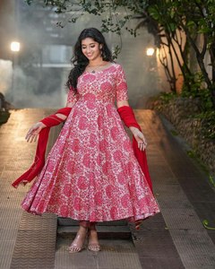 2024 dernière Collection lourd concepteur broderie travail longue robe femmes mariage adapté Salwar imprimer indien mode tenue inde - Product Image 5
