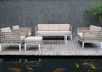 Conjunto de Sofás de Mimbre para Exteriores, Resistente a los Rayos UV, Muebles de Jardín de Mimbre Sintético, Diseño Contemporáneo Impermeable con Cojines de Espuma de Alta Densidad