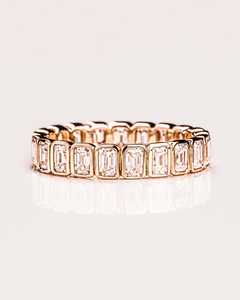 SHIVPATH Luxueux Émeraude Coupe Diamant Éternité Bande 925 Argent Lunette Ensemble Pleine Éternité Mariage Anniversaire Anneau À La Mode - Product Image 3