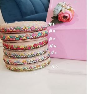 Cintas y cordones de organza de algodón 100% hechos a medida, vestidos de novia bordados a máquina en 6 varios diseños y colores - Product Image 1