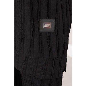 Conjunto Casual de Dos Piezas con Pantalones Negros, Incluye Pantalones Cortos y Top - Product Image 4