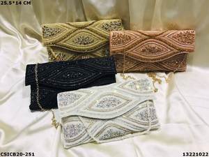 กระเป๋าคลัทช์ผู้หญิงทำมือจากดีไซเนอร์ชาติพันธุ์ - Product Image 5