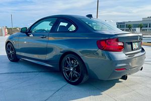 2017 M240i xDrive Coupé Turbo 6 cylindres AWD MSport - Product Image 4