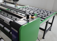Table d'application automatique chaude et froide Factory 51 pouces LF1350-B2 pour verre, HDF, MDF, panneaux PVC, plaques en aluminium, acrylique, etc.