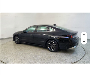 Hyundai Sonata SEL AWD Turbo Sedan 2024 d'occasion avec pneus R18, sièges en cuir, caméra de recul, boîte de vitesses manuelle et automatique - Product Image 3