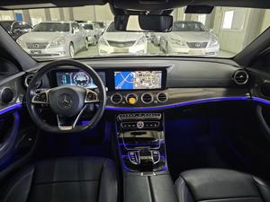 Benz Clase E W212 E300 4MATIC Avant Garde 2017 en Buen Estado, Auto Usado Coreano en Venta, 300auto Export - Product Image 6