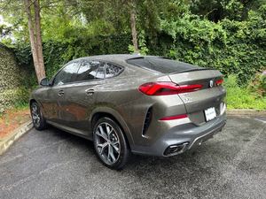 CLEAN 2023 BMW X6 M50i AWD Conduite à Gauche Norme d'Émission Euro IV - Product Image 4
