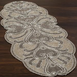 เสื่อคริสต์มาสถักแบบหรูหราสำหรับงานแต่งงานหรือใช้ในบ้านผ้าปูโต๊ะลายปักลูกปัดใบไม้ทำด้วยมือ - Product Image 6