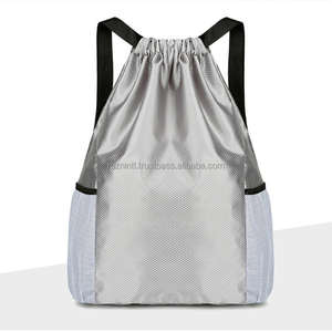 Sacs à dos de sport imperméables en nylon avec cordon de serrage pour le basketball et le football, avec poches - Product Image 4
