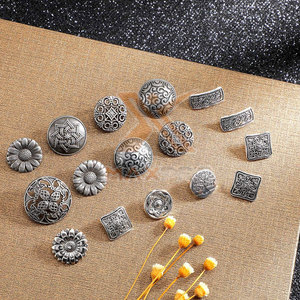 กระดุมเหล็กสำหรับชุดพิธีการ วัสดุทนทาน มีสินค้าในสต็อก กระดุมเหล็กสำหรับชุดพิธีการระดับมืออาชีพ - Product Image 5