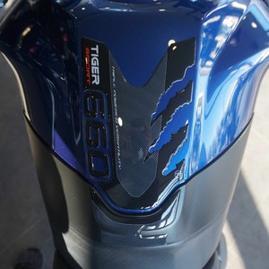 Adesivi 3D Personalizzati per Serbatoio Moto Triumph Tiger 660 Sport - Product Image 1