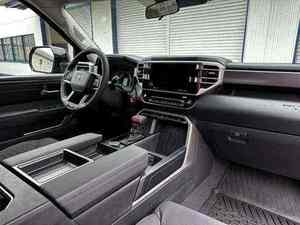 Cheap Used 2024 AWD Diesel Leather Seats Coupe 4.5L Engine Automatic <b>Panoramic</b> Sunroof 360 Rear <b>Camera</b> Xenon Headlights - Product Image 6