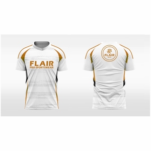 Maillot de football personnalisé pour adultes – Qualité supérieure, 100 % polyester, confortable, respirant, séchage rapide, anti-bactérien, col en V, coupe courte - Product Image 2