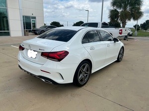 Gran Oferta: Mercedes-Benz Clase A 220 4MATIC Sedán AWD Usado del 2022 - Product Image 5