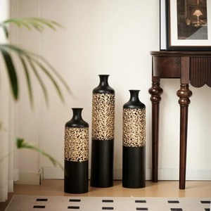 Modernos Jarrones Cilíndricos de Acero Inoxidable con Recubrimiento de Esmalte Brillante - Decoración de Lujo para el Hogar y la Mesa, Colores y Tamaños Personalizables, Ecológicos - Product Image 5