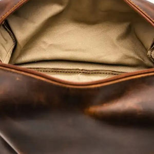 Vente en gros de pochettes en cuir avec logo personnalisé pour le rangement des accessoires de rasage et des produits de salle de bain sac de rangement à vendre - Product Image 5