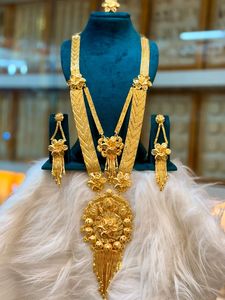 Classique Vintage 24K Plaqué Or Diamant Cuivre Matériel Ensemble de Bijoux Comprend Collier Boucles D'oreilles Broches Peignes-Cadeau - Product Image 4