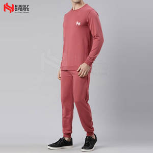 Venta al por mayor de alta calidad de los hombres 100% de algodón de la calle chándal de moda patrón sólido para el invierno - Product Image 2