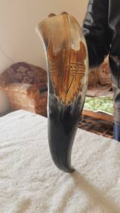 Jarra de cuerno vikingo para beber, estilo animal pulido ecológico con opciones personalizadas para bodas, bares y minoristas, India hecha a mano - Product Image 3