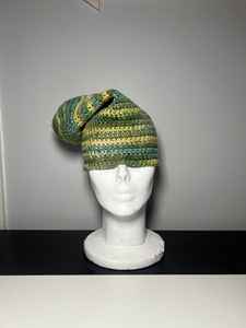 Vente en gros Casquettes vierges Gorros pour homme et femme Chapeaux d'hiver tricotés chauds en soie thermique doublés de satin en acrylique Bonnet personnalisé Bonnet jacquard - Product Image 4