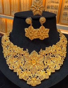 Conjuntos de Joyería Chapados en Oro de 24K - Product Image 1