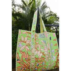 Bolso Tote Verde Claro con Diseño Floral Elegante y Moderno, Resistente al Agua, Hecho a Mano en Jaipur, Forro de Algodón con Bordado - Product Image 1