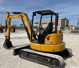 รถขุดขนาดเล็ก CAT 320 สำหรับงานหนัก ใช้สำหรับงานก่อสร้าง เหมืองแร่ และโครงการก่อสร้างถนน ในราคาที่แข่งขันได้ - Product Image 5