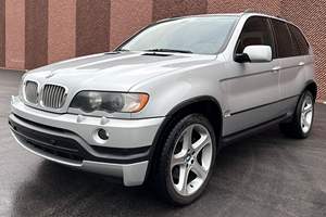 BMW X5 4.6is USADO, 2003, Volante a la Izquierda/Derecha - Product Image 2