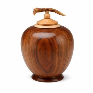 Urne funéraire classique en bois de grande taille avec corps arrondi et finition polie brun riche pour le stockage des cendres - Product Image 1