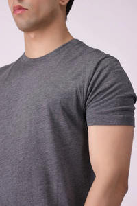 T-shirt moderne et décontracté pour hommes, fournisseur de streetwear, tenue de mode personnalisée pour un confort quotidien et commandes en gros - Product Image 2