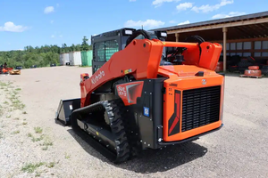 รถตักล้อยาง Kubota SVL97-2 ปี 2022 พร้อมเครื่องยนต์ Kubota ประสิทธิภาพสูง รับประกัน 3 ปี - รถตักขนาดเล็กพร้อมอุปกรณ์ต่อพ่วงแบบสายพาน - Product Image 2