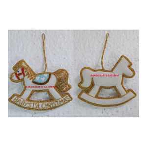 Adorno Bordado a Mano con Diseño de Caballo Colorido, Hermoso Bordado Zari para Decoración, Colgante, Precio Bajo, Mano de Obra y Calidad Dorados - Product Image 1
