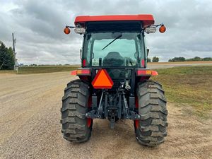 Tractor de alta eficiencia 2019 Kubota L4060HSTC - Product Image 5