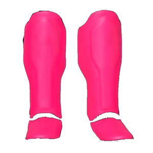 Protège-tibias en cuir légers pour MMA et Muay Thai avec fermeture auto-agrippante - Product Image 3