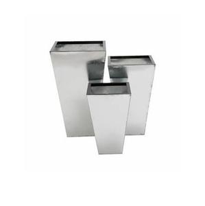 Pots de fleurs galvanisés faits à la main en métal rustique avec un design charmant idéal pour la décoration intérieure du jardin et de la ferme - Product Image 6