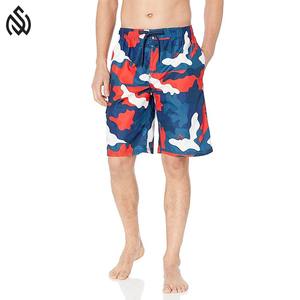 Pantalones cortos de playa para nadar de venta rápida para hombres con cintura con cordón elástico Forro de malla suave y bolsillos - Product Image 1