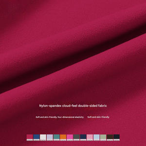 Shorts de yoga taille haute personnalisés pour contrôle du ventre, shorts de sport pour femmes, froissés et bout à bout, fabricant d'usine - Product Image 3