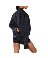 Ensemble coupe-vent court pour femme avec short, veste zippée en tissu mémoire imperméable à boutons et patchs, et short en nylon longueur genou