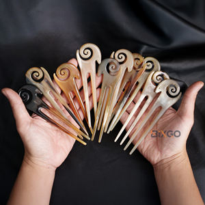 Haute qualité à la main corne de buffle et mouton coiffure fourchette femmes accessoire de mode Vietnam vente en gros - Product Image 5