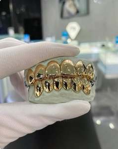 กริลล์ฟันหรูหรา VVS มอยส์ซาไนต์ ทองคำแท้ 14K ขนาด 8x8 - Product Image 4