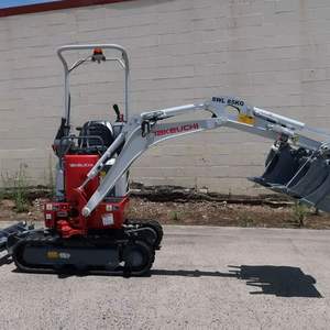 Mini-excavatrice Takeuchi TB240 2023, 2 tonnes / Moteur diesel KOOP, occasion, compacte, hydraulique, pompe Bosch Rexroth - Product Image 4