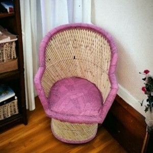 สินค้ายอดนิยมสไตล์วินเทจเก้าอี้หวายลานไม้ไผ่พร้อมเบาะสําหรับห้องนั่งเล่นร้านอาหารคาเฟ่เก้าอี้ไม้ไผ่ทอมือ - Product Image 1