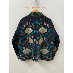 Gulbadan Noir เสื้อแจ็กเก็ตกำมะหยี่ suzani ปักด้วยมือสีดำสำหรับฤดูใบไม้ร่วง - Product Image 5