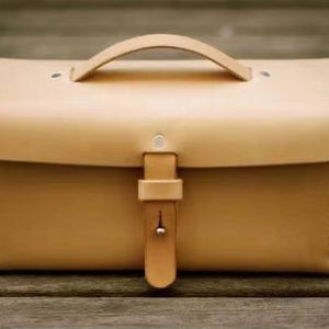 ชุดเดรสมีสไตล์ทันสมัยสำหรับผู้หญิงกระเป๋าเงินแฟชั่นกระเป๋าถือสายสะพายความจุขนาดเล็กพร้อมโซ่เปิดที่น่าตื่นตาตื่นใจชุดซิปล็อค - Product Image 1