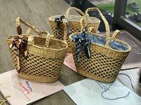 Buatan tangan Vintage air Hyacinth tas tangan wanita bergaya Dual bahu tali tahan lama Pinwheel desain tenun terbuka atas bunga