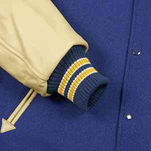 Veste universitaire en cuir brodée en chenille avec logo personnalisé, dernière collection 2024, vente chaude pour hommes, hiver, lettres brodées - Product Image 5