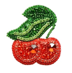 Broches de Chenilla Bordados de la Mejor Calidad, Personalizables con Hilo Metálico, Diseño de Fresa, Precio al por Mayor # 07047 - Product Image 1