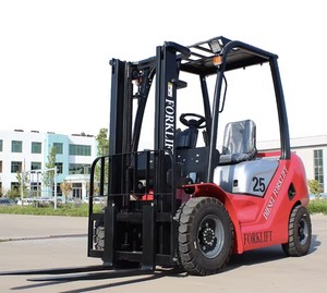 Nouveau chariot élévateur à contrepoids diesel 3 tonnes tout-terrain pour la construction - Product Image 3