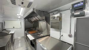 Remolque de Comida de Aluminio de 15.7 Pies con Eje Tándem Doble, Cocina Móvil con Espacio de Preparación, Unidad de Catering para Exteriores - Product Image 6